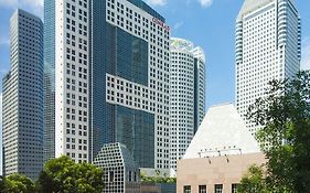 Conrad Singapore Marina Bay